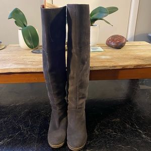 Reduced to 50% for this weekend only. Lucky, Dark green suede over the knee boot